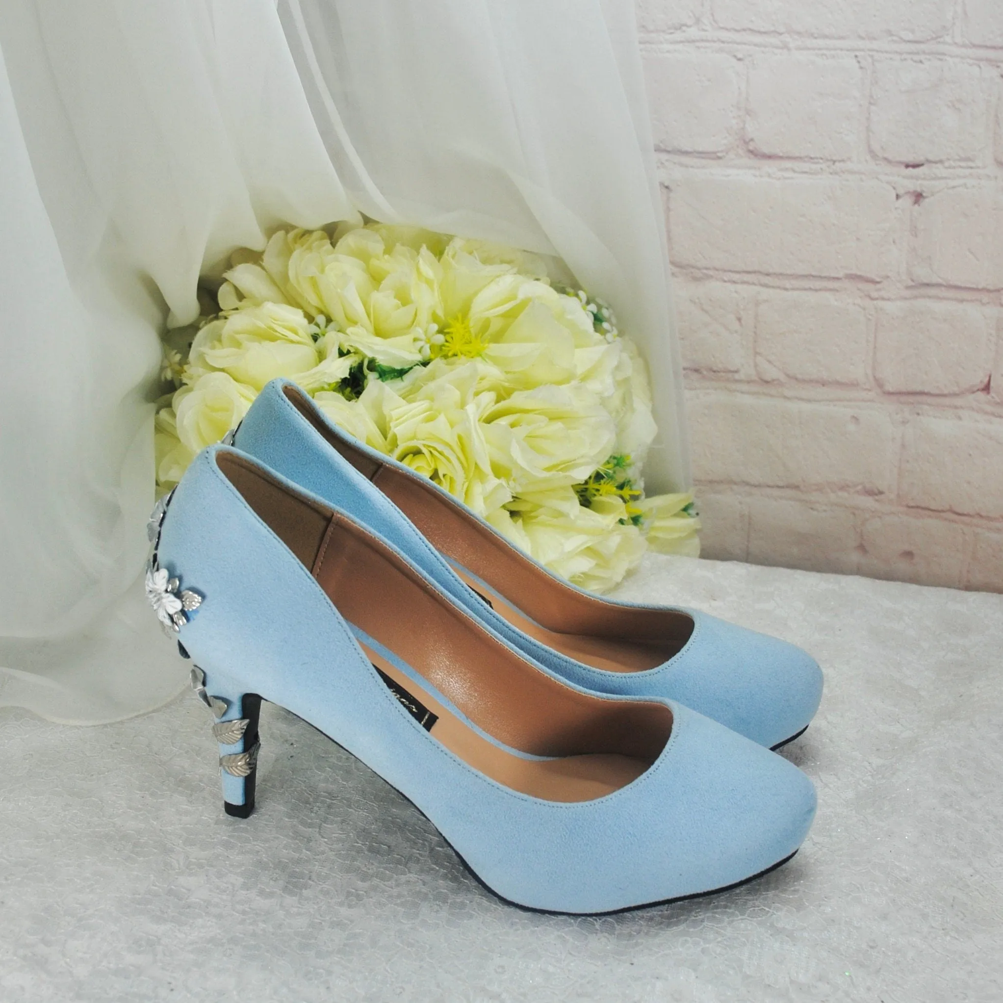 Blue Round Toe with Silver Flower Heel UK6/US8.5