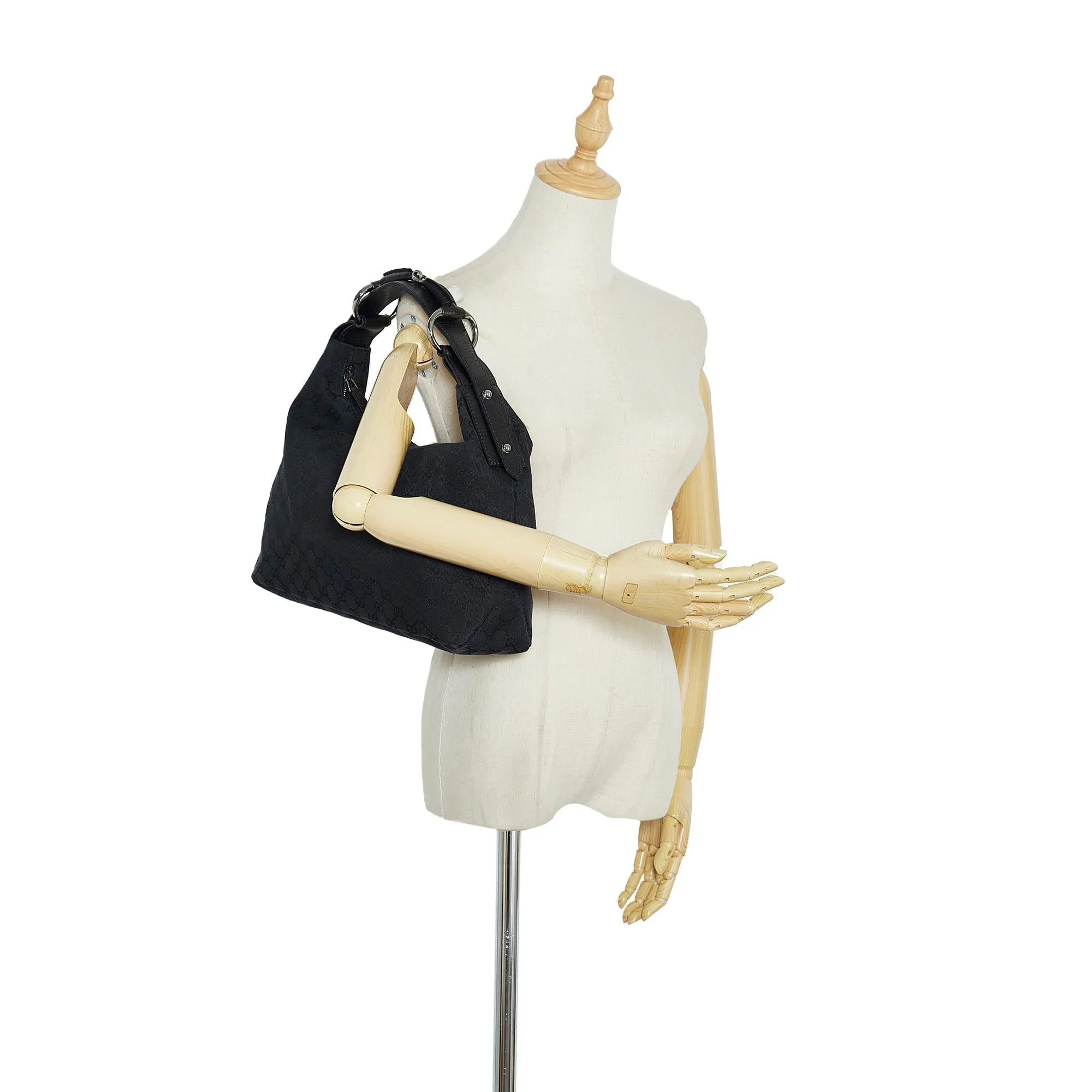 Gucci GG Canvas Horsebit Shoulder Bag (SHG-rc6XaO)