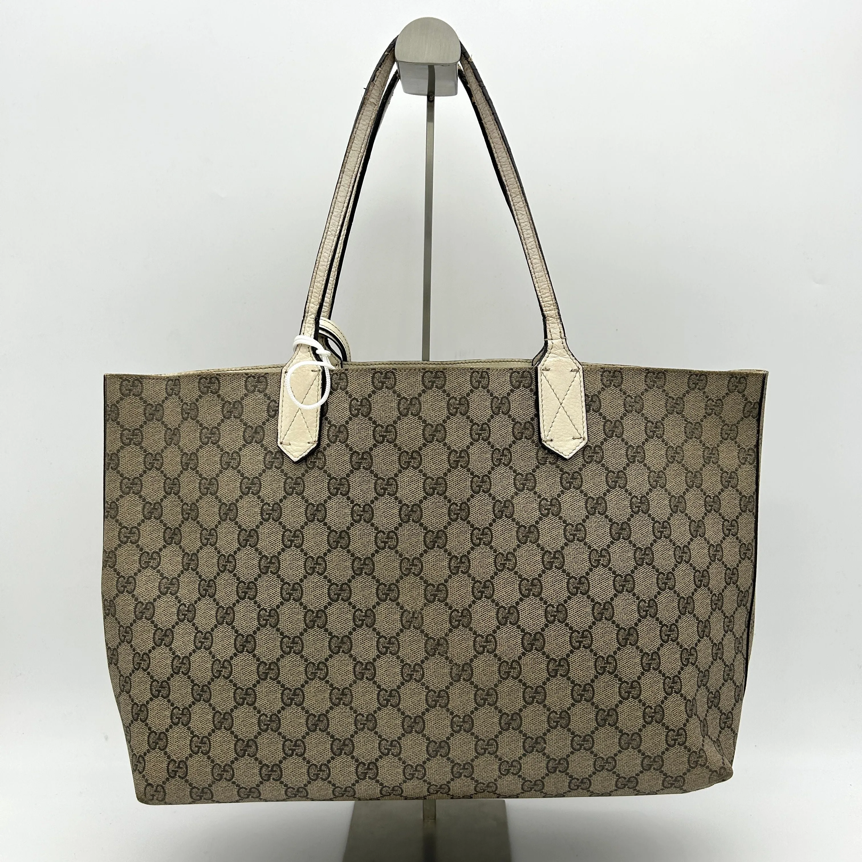 Gucci GG Supreme Reversible - Neutrals Totes, Handbags LA9223