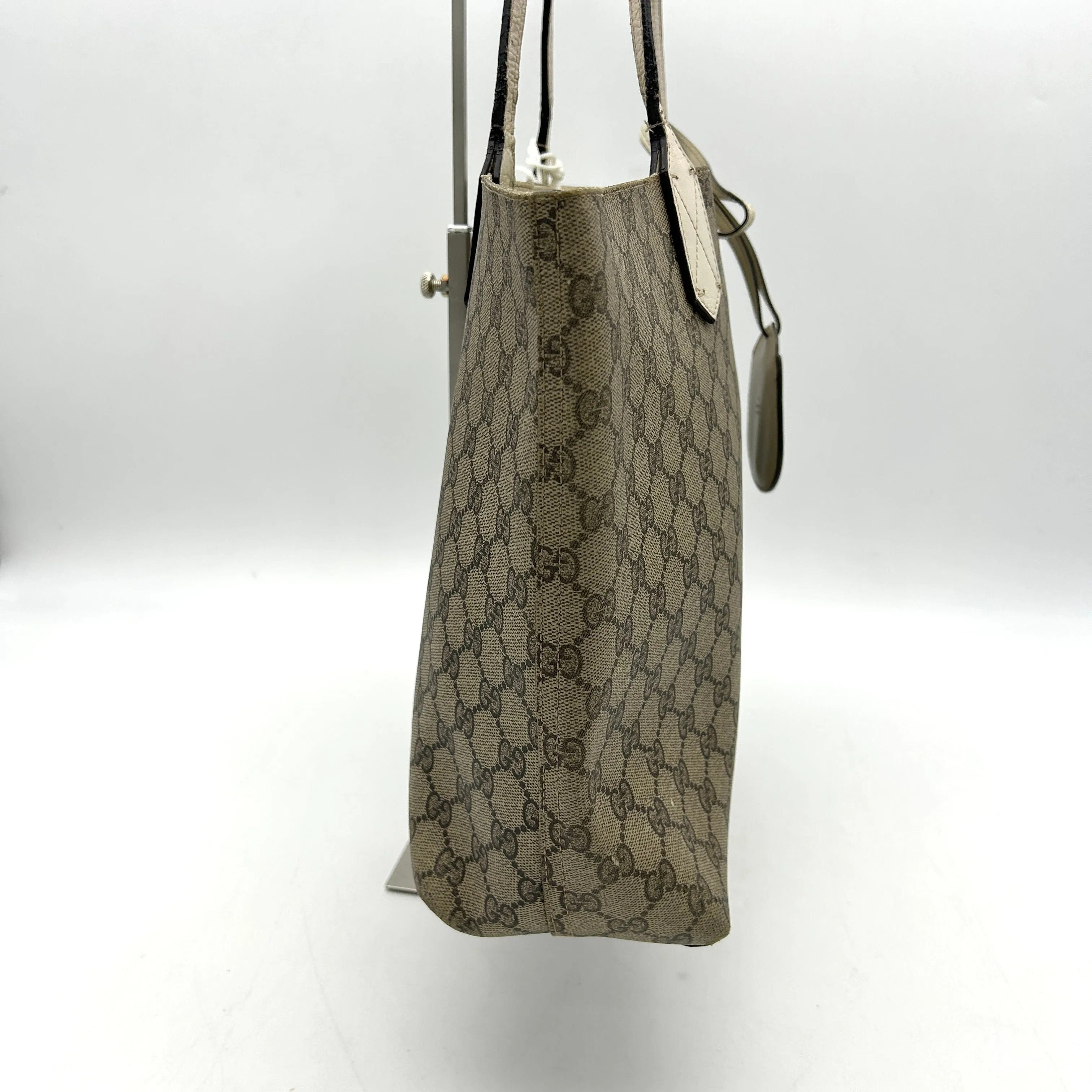 Gucci GG Supreme Reversible - Neutrals Totes, Handbags LA9223