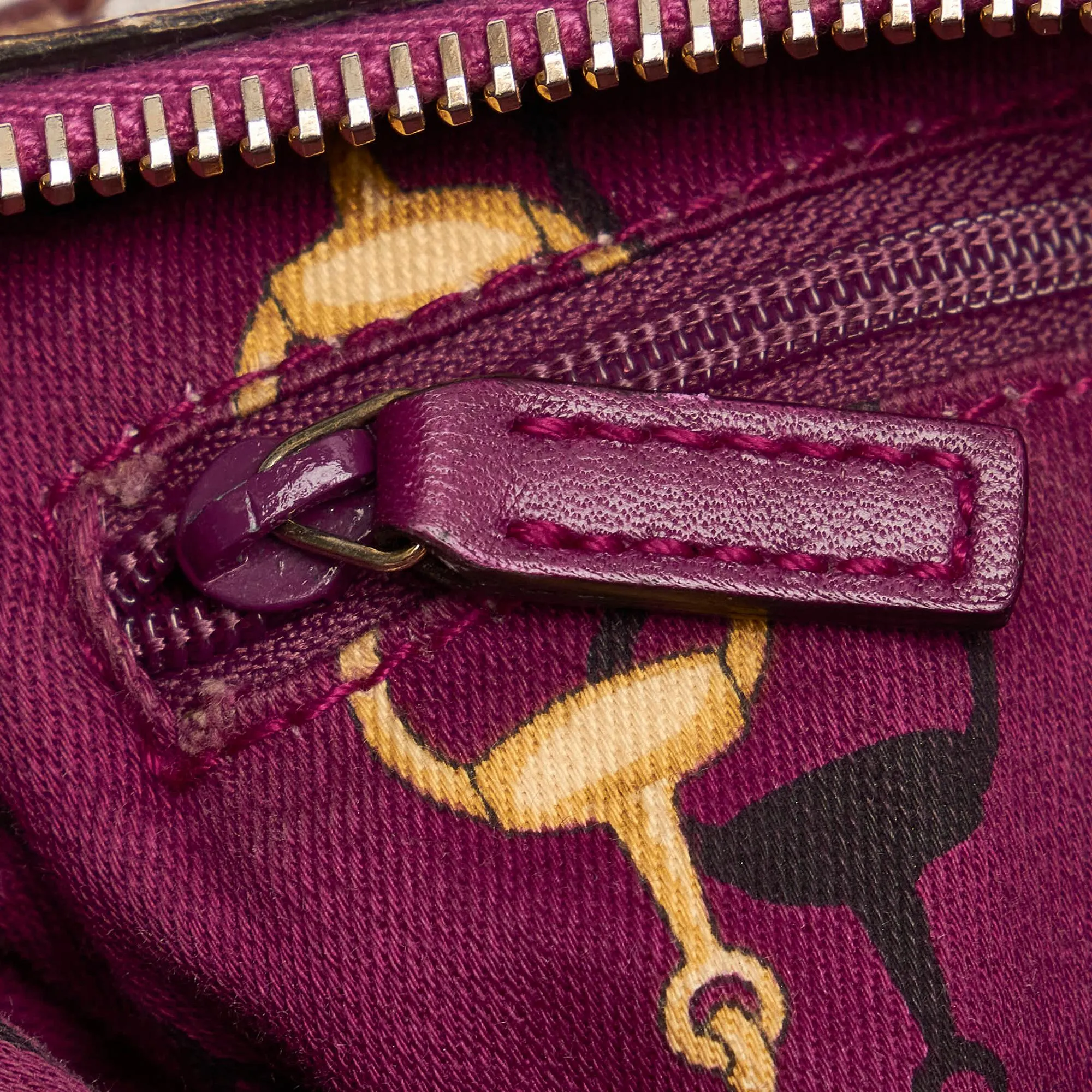 Gucci Patent Leather Shoulder Bag (SHG-30214)