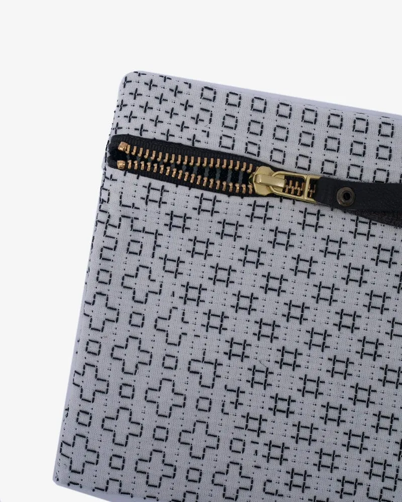 Kiriko Original Flat Zipper Pouch, Small, White Sashiko