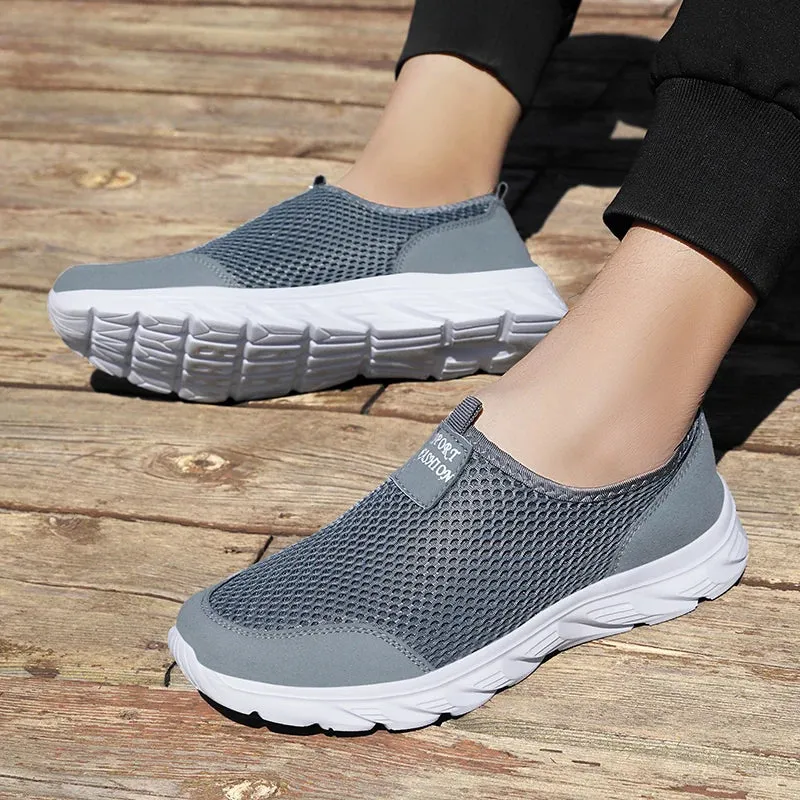 Men Shoes Summer Breathable Mesh Soft Lightweight Walking Casual Travel Shoes Male Loafers Slip-On Sneakers Big Size 39-46