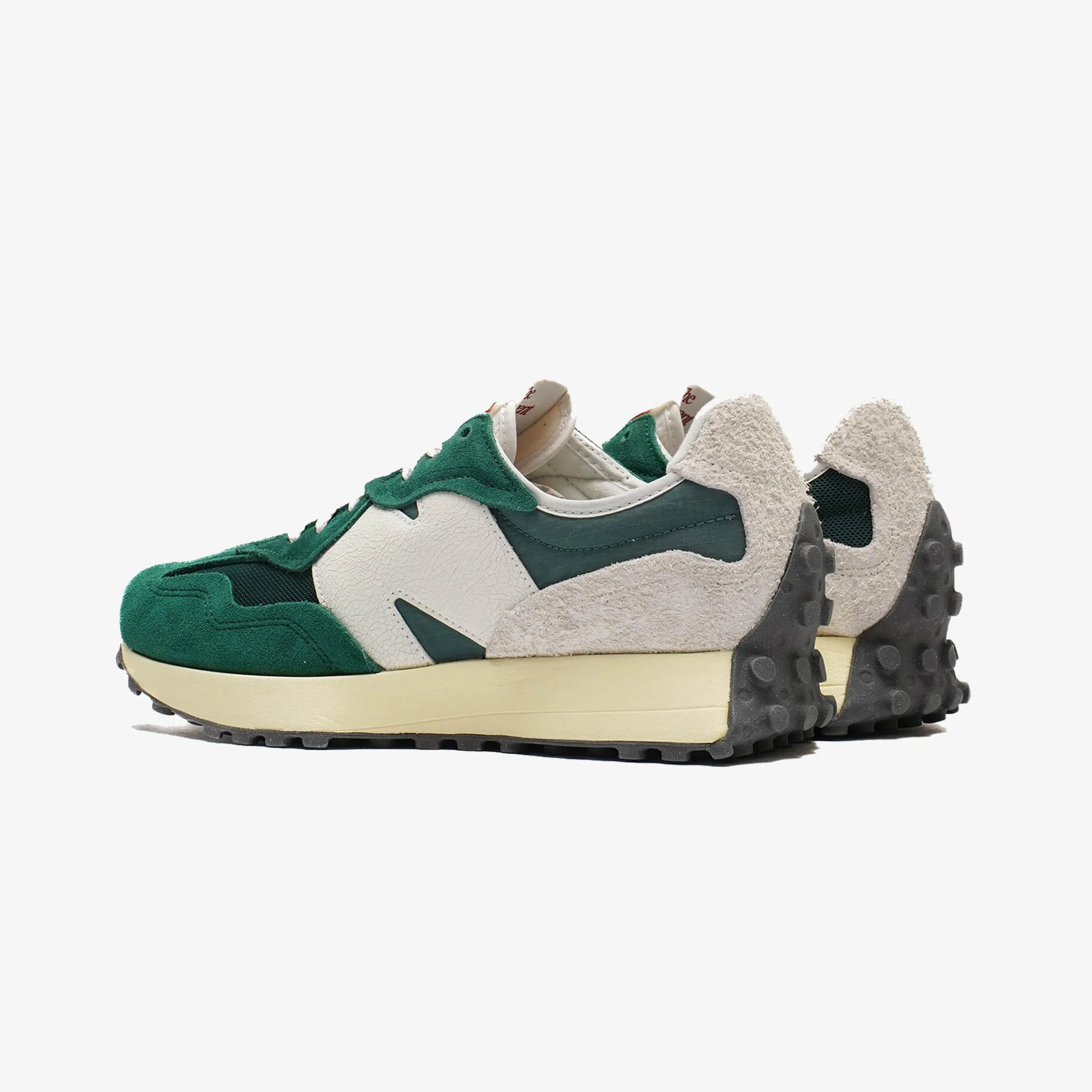 New Balance | 327  { MARSH GREEN
