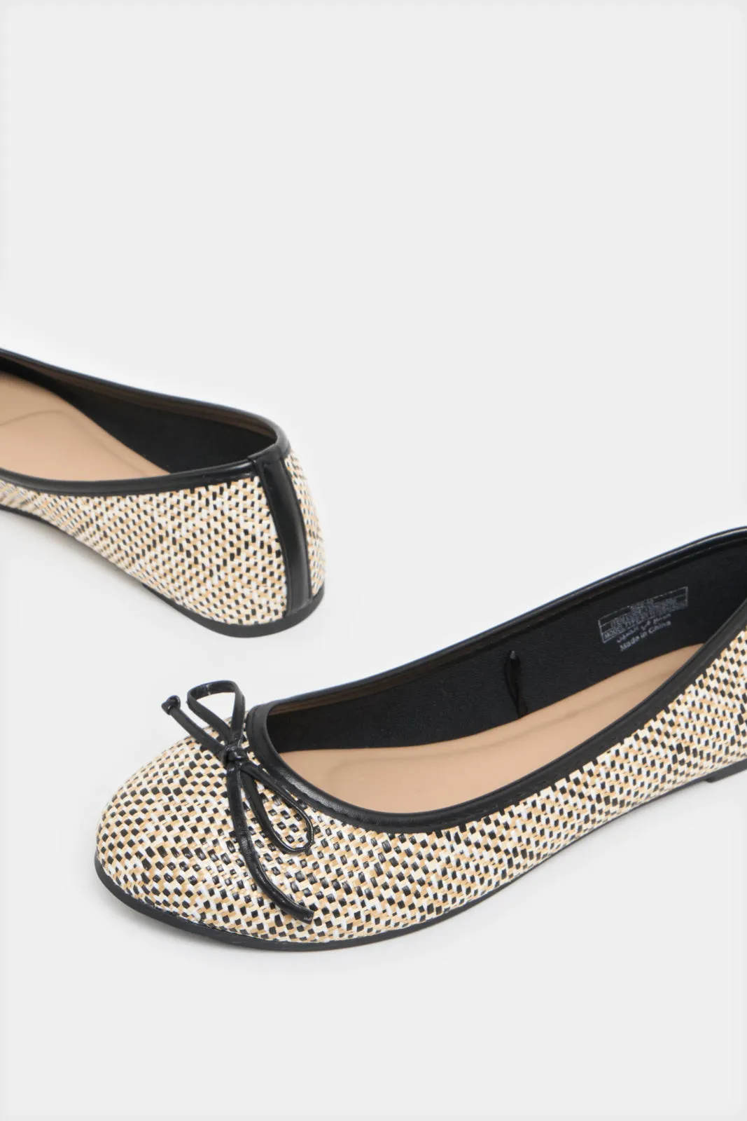 Women Beige Ballerina